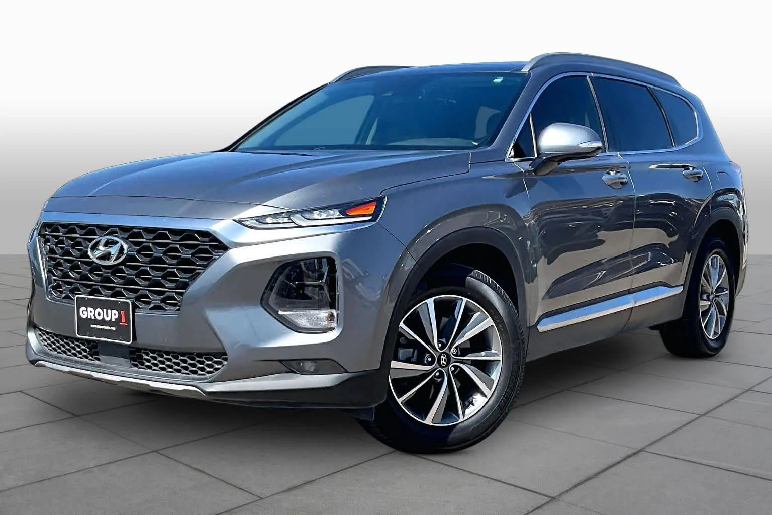 2019 Hyundai Santa Fe Limited 2.4's photo