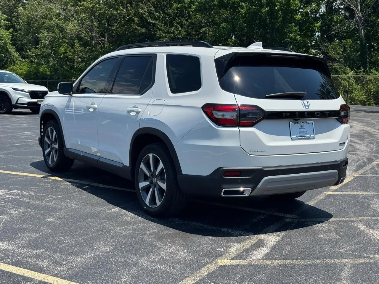 2025 Honda Pilot Touring - Photo 19