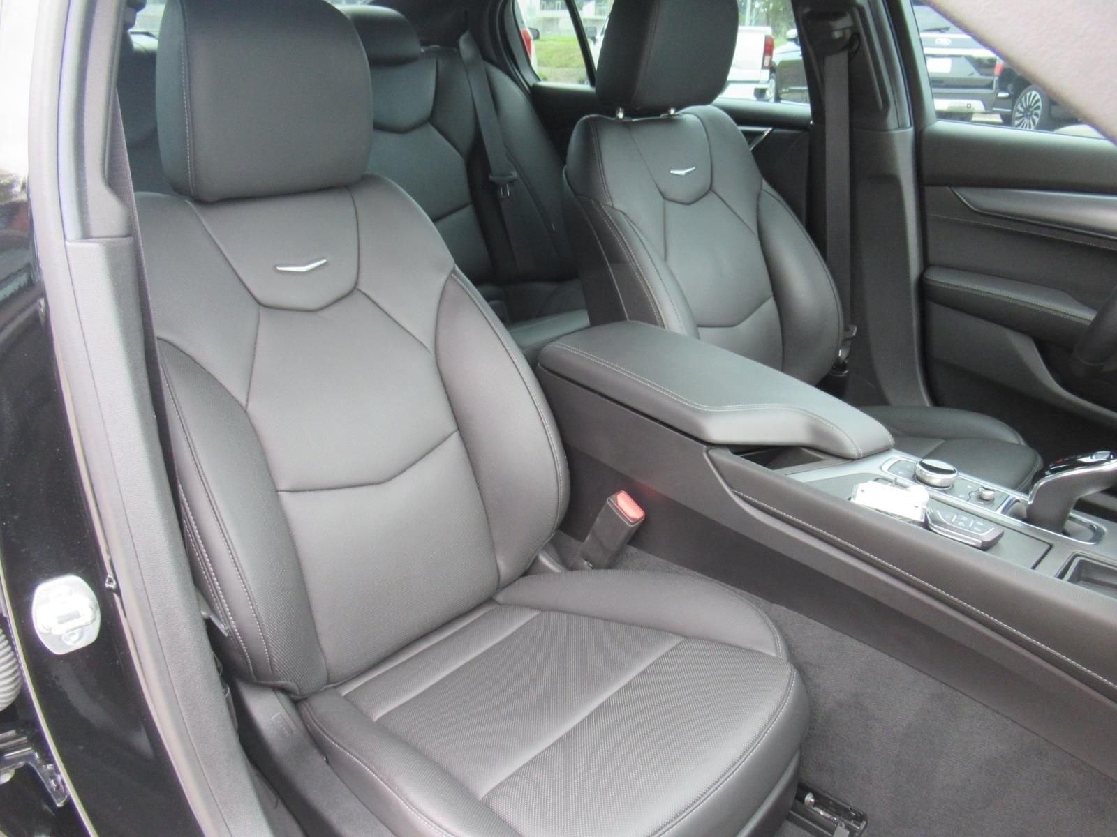Used 2025 Black Cadillac Premium Luxury image 10