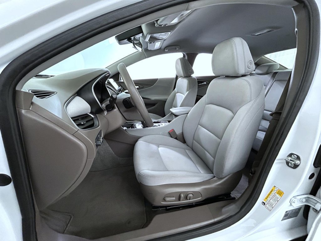 2025 Chevrolet Malibu 1LT - Photo 11