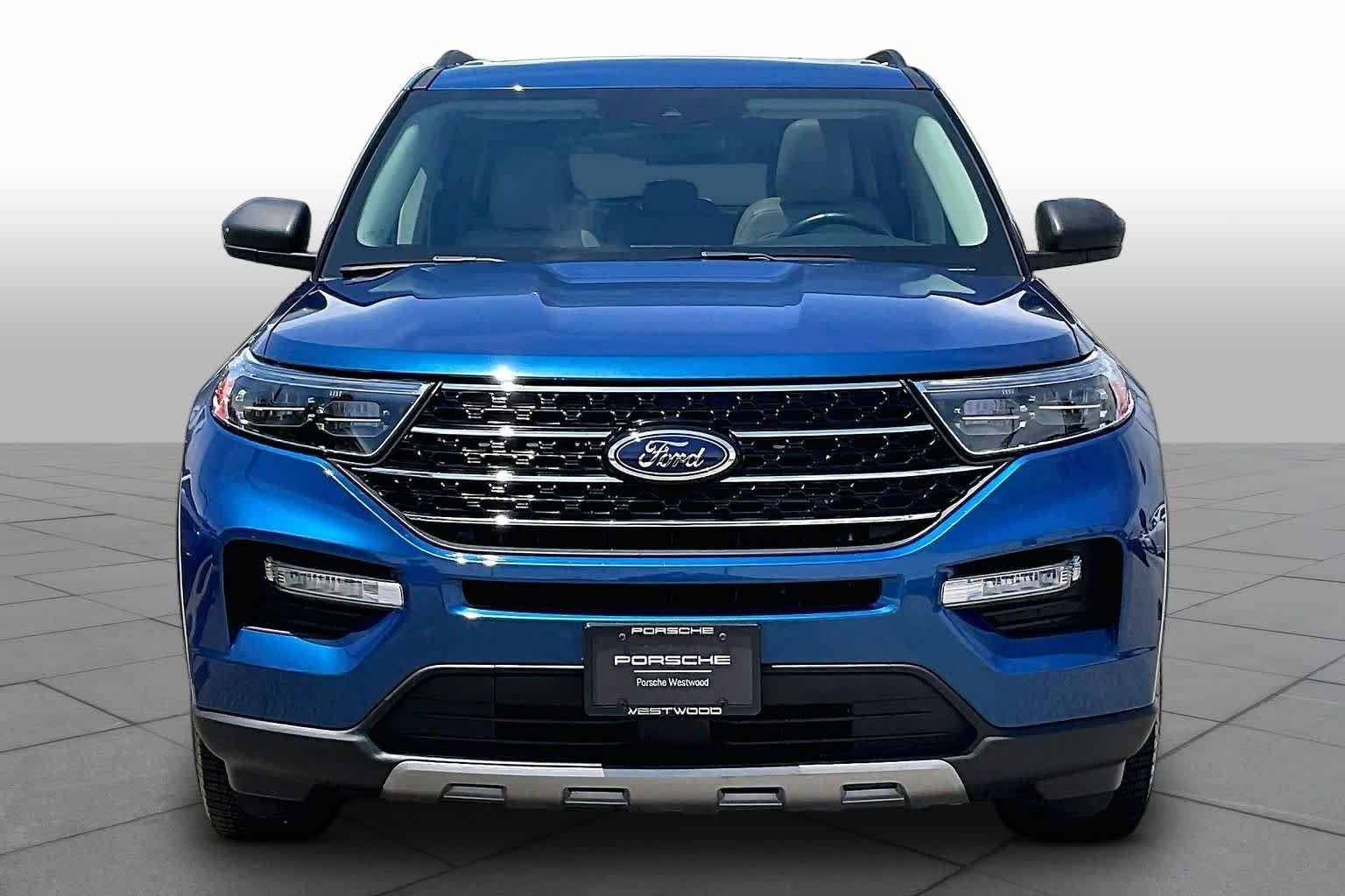 Used 2021 Atlas Blue Metallic Ford XLT image 4