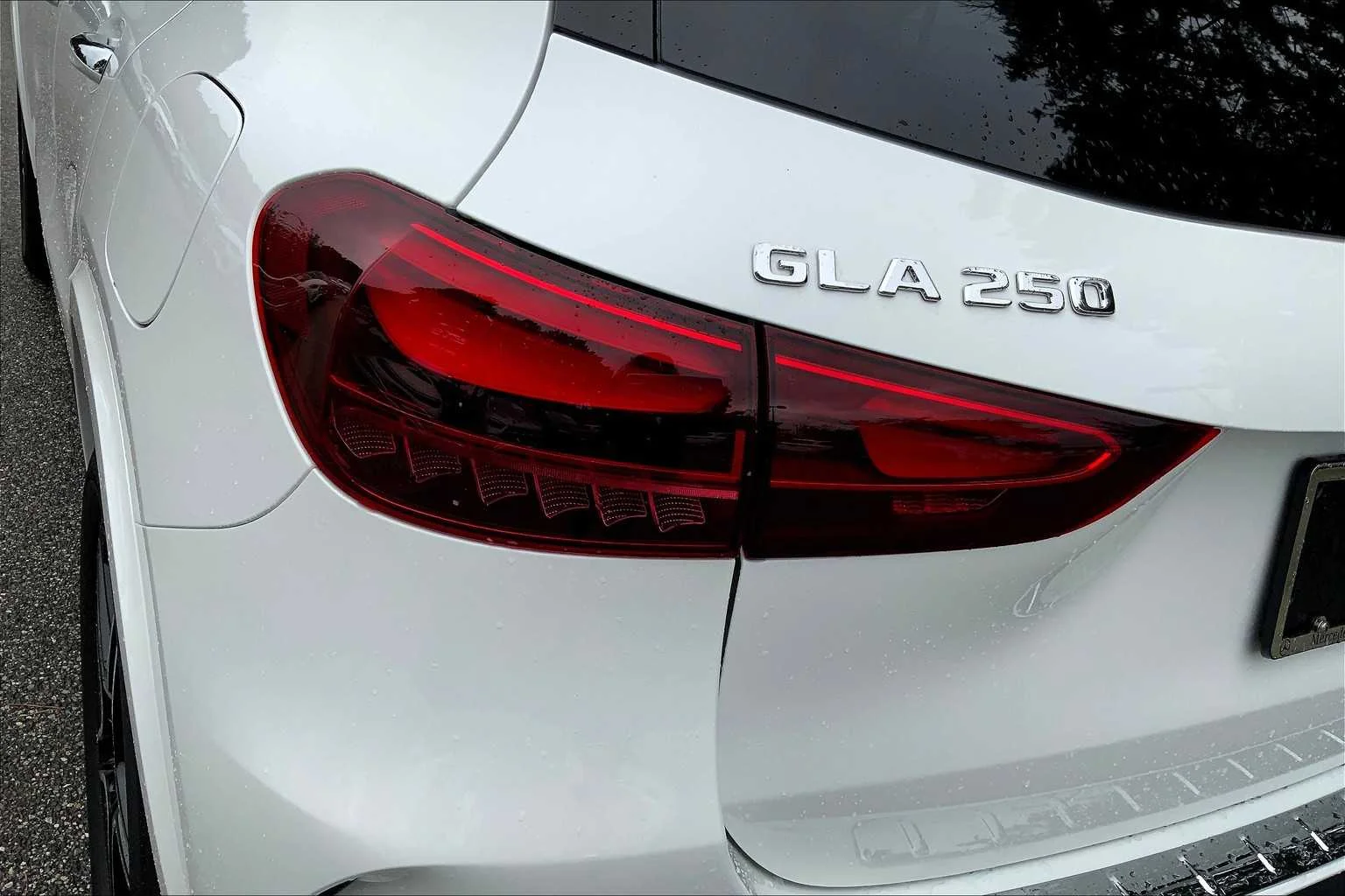 Certified Used 2026 Polar White Mercedes-Benz GLA 250 image 18