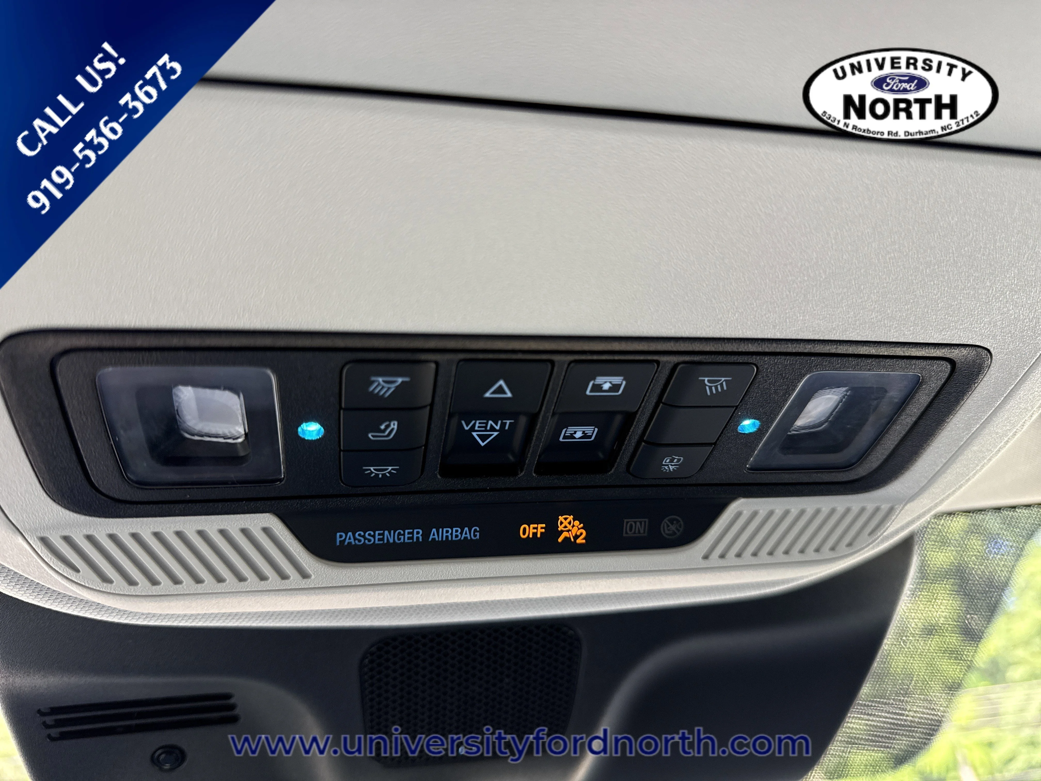 Used 2025 Agate Black Metallic Ford Platinum image 35