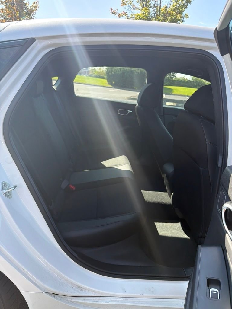 Certified Used 2025 Platinum White Pearl Honda Sport image 24