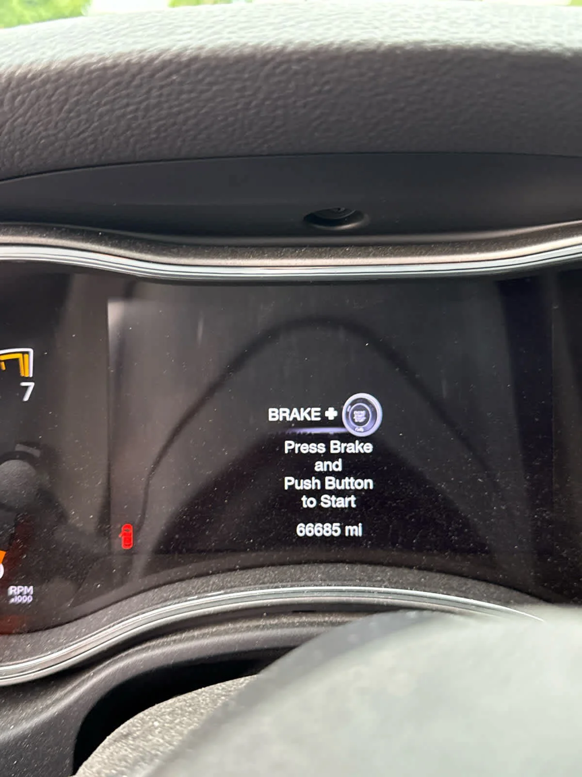 Used 2018 Velvet Red Pearlcoat Jeep Limited image 7