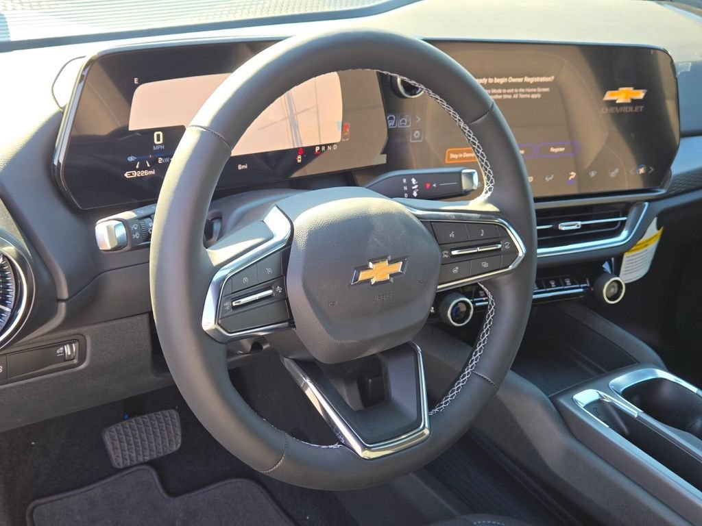 New 2026 Summit White Chevrolet LT image 10