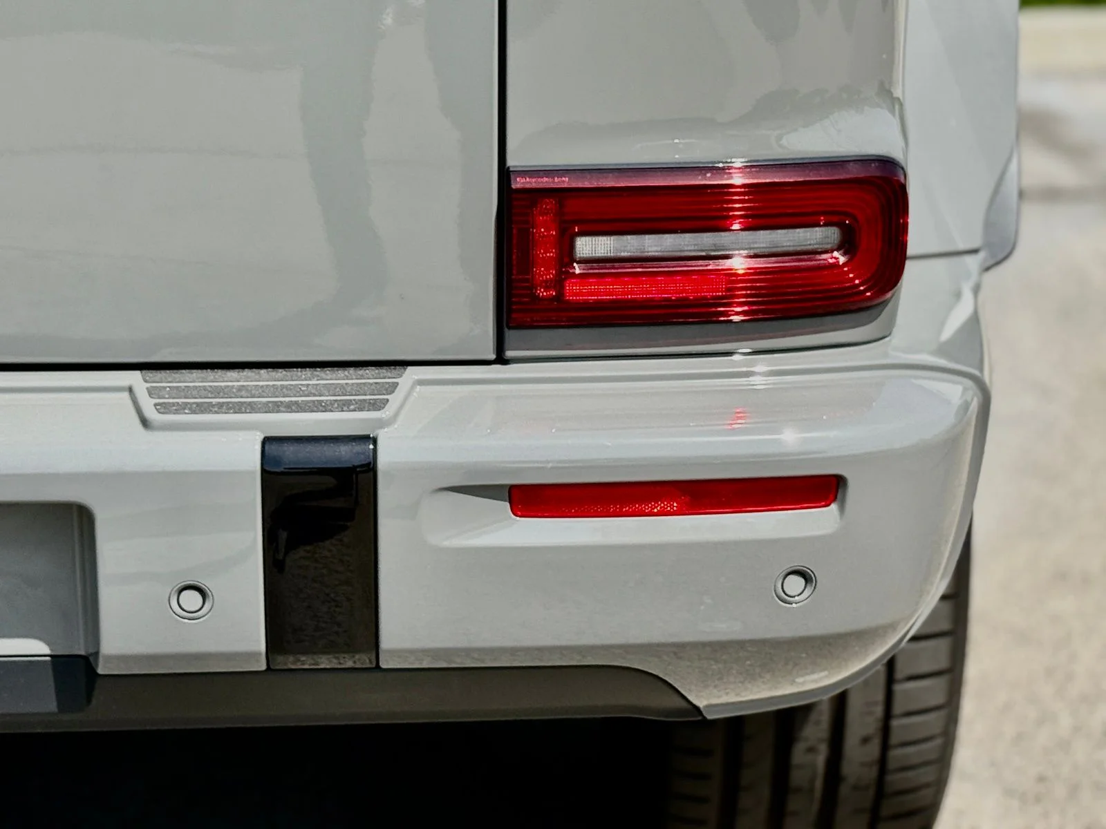 2025 Mercedes-Benz G-Class G580 - Photo 14