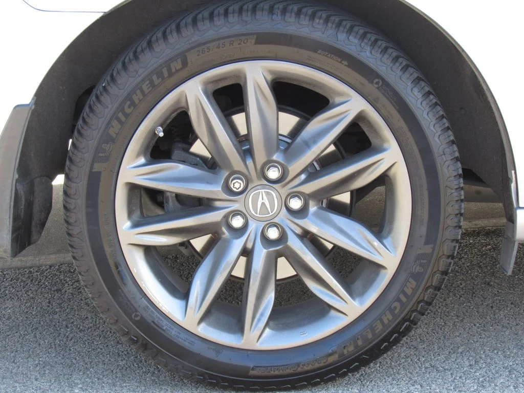 Used 2020 Lunar Silver Metallic Acura Technology & A-Spec Packages image 10