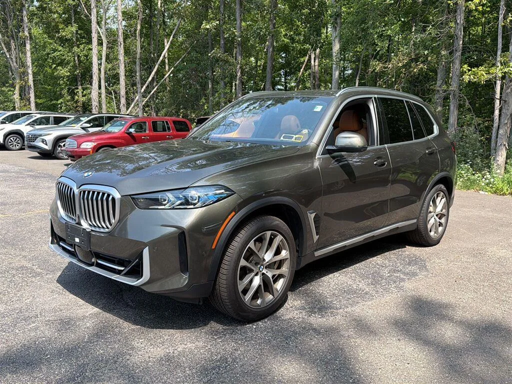 Used 2024 Manhattan Green Metallic BMW xDrive40i image 12