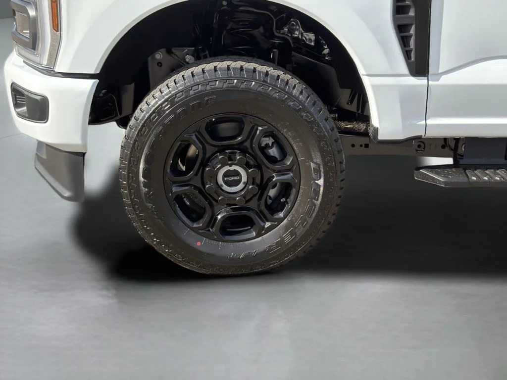 New 2026 Oxford White Ford F-250® XL image 46