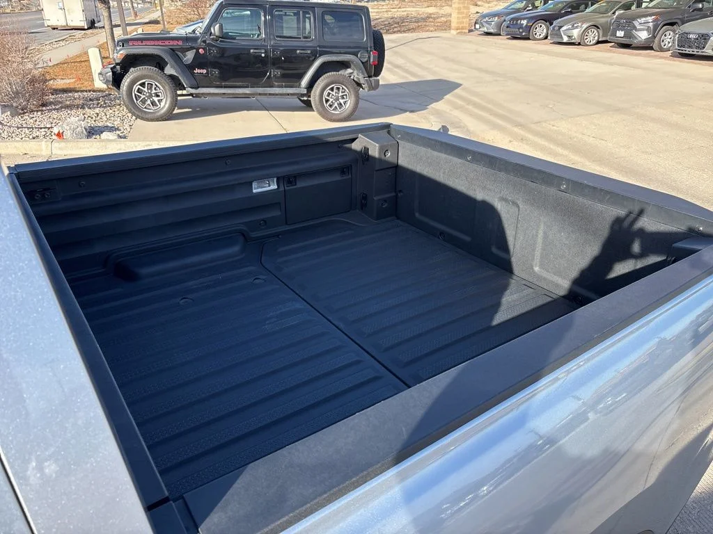 Used 2025 Silver Honda RTL image 5