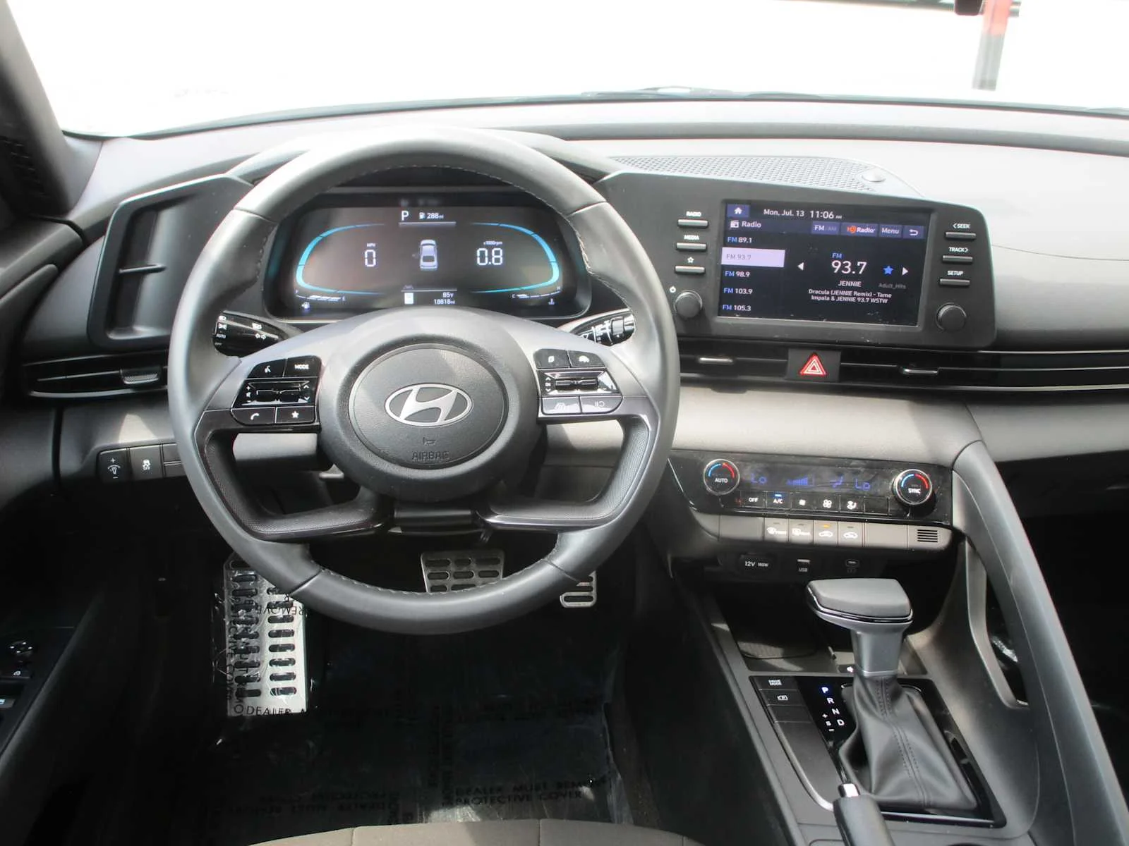 Used 2025 Serenity White Hyundai SEL Sport image 10