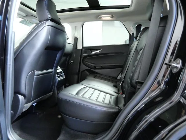 Used 2024 Black Ford SEL image 14