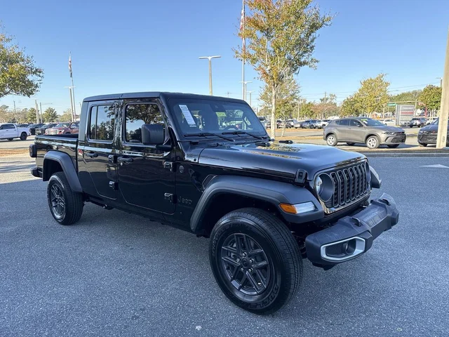 2025 Jeep Gladiator Sport S
