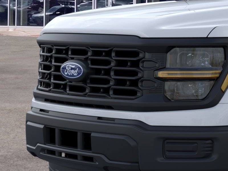 New 2026 Oxford White Ford XL image 17