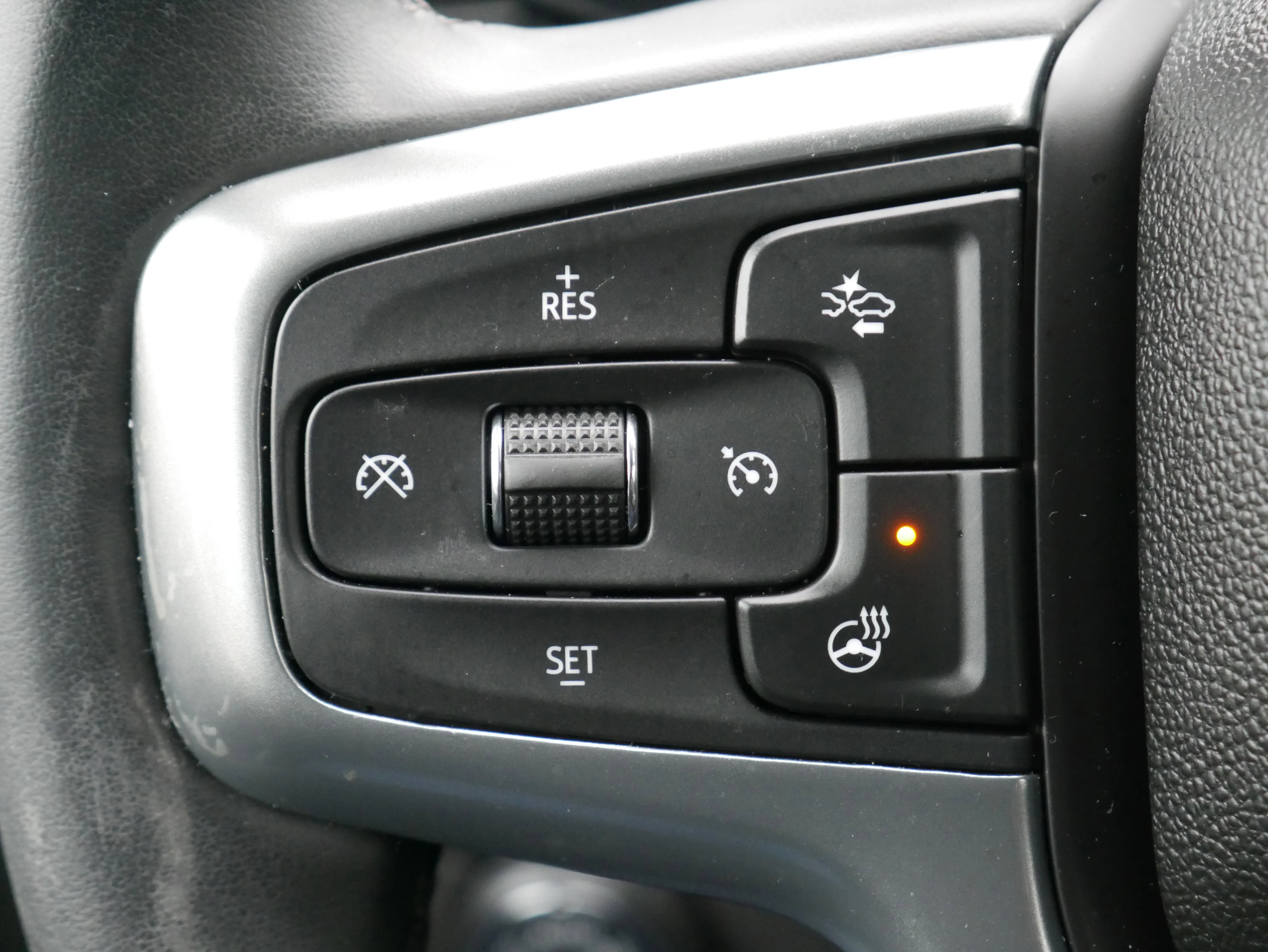 2023 Chevrolet Silverado 1500 LT - Photo 24