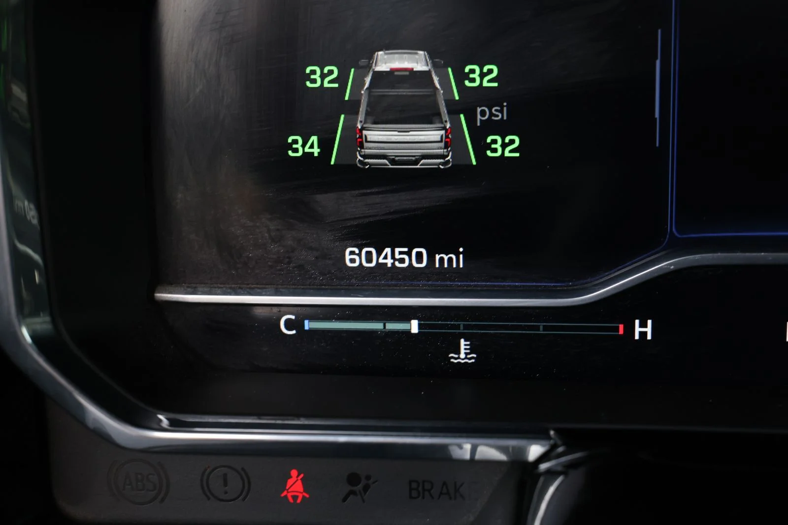 Used 2023 White Chevrolet LT image 4