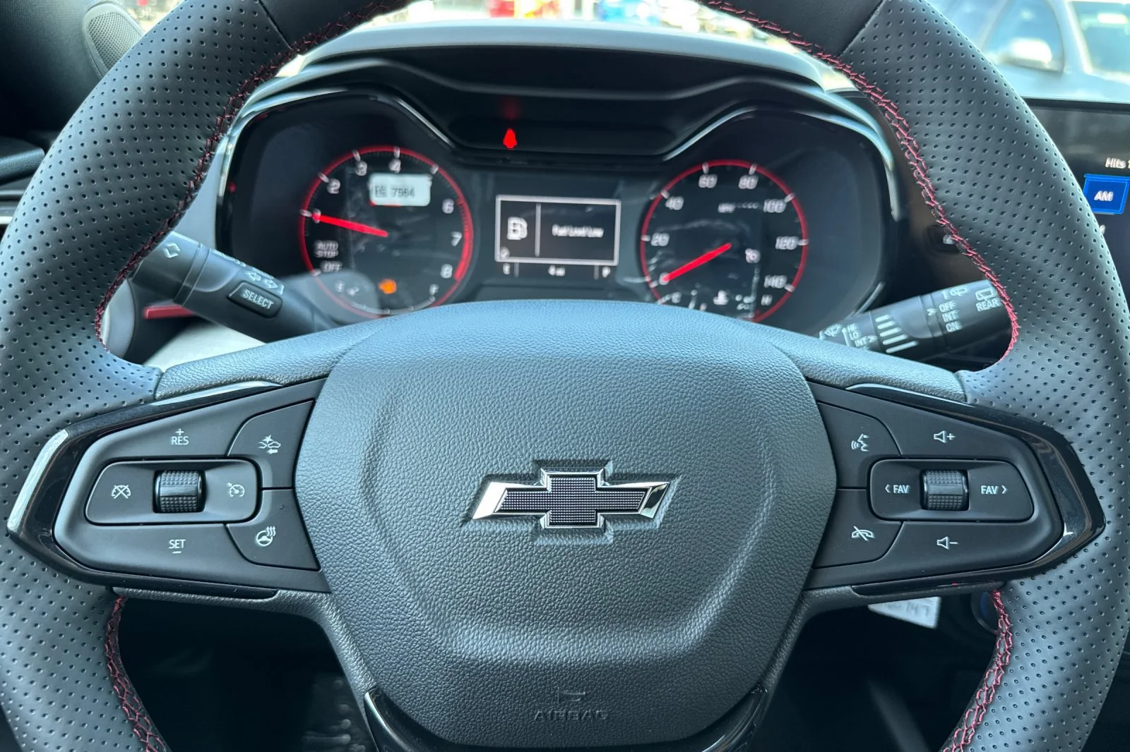 New 2026 Summit White Chevrolet 1RS image 21