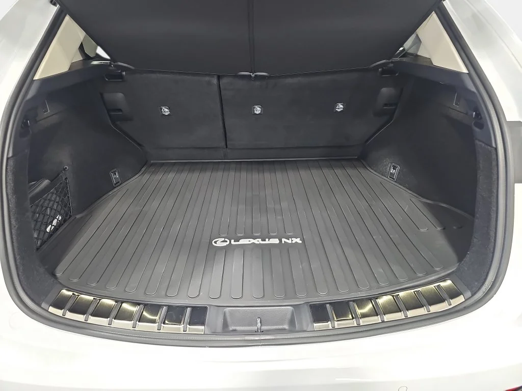 New 2026 Ultra White Lexus PREMIUM image 12