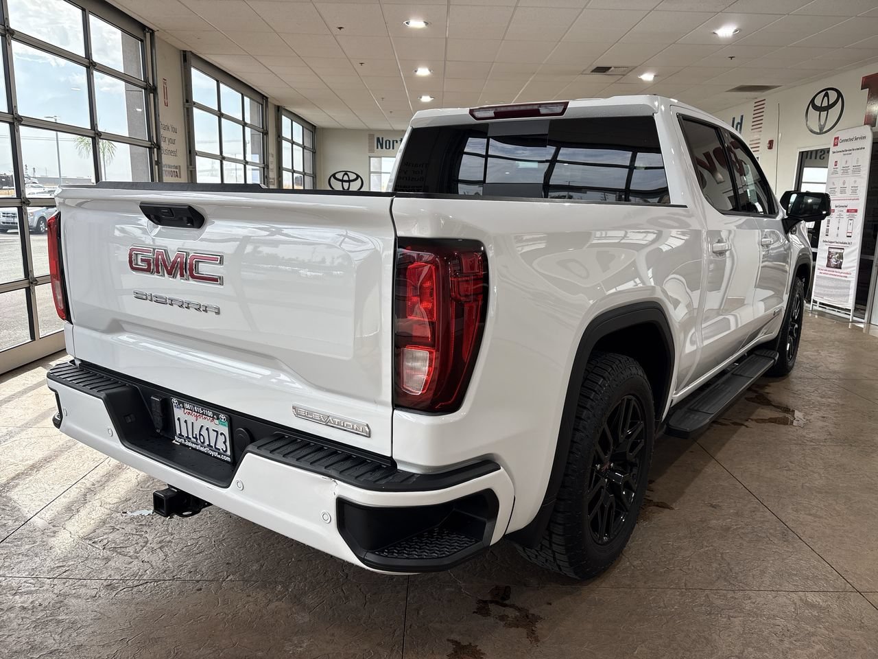 Used 2024 Summit White GMC Elevation image 2