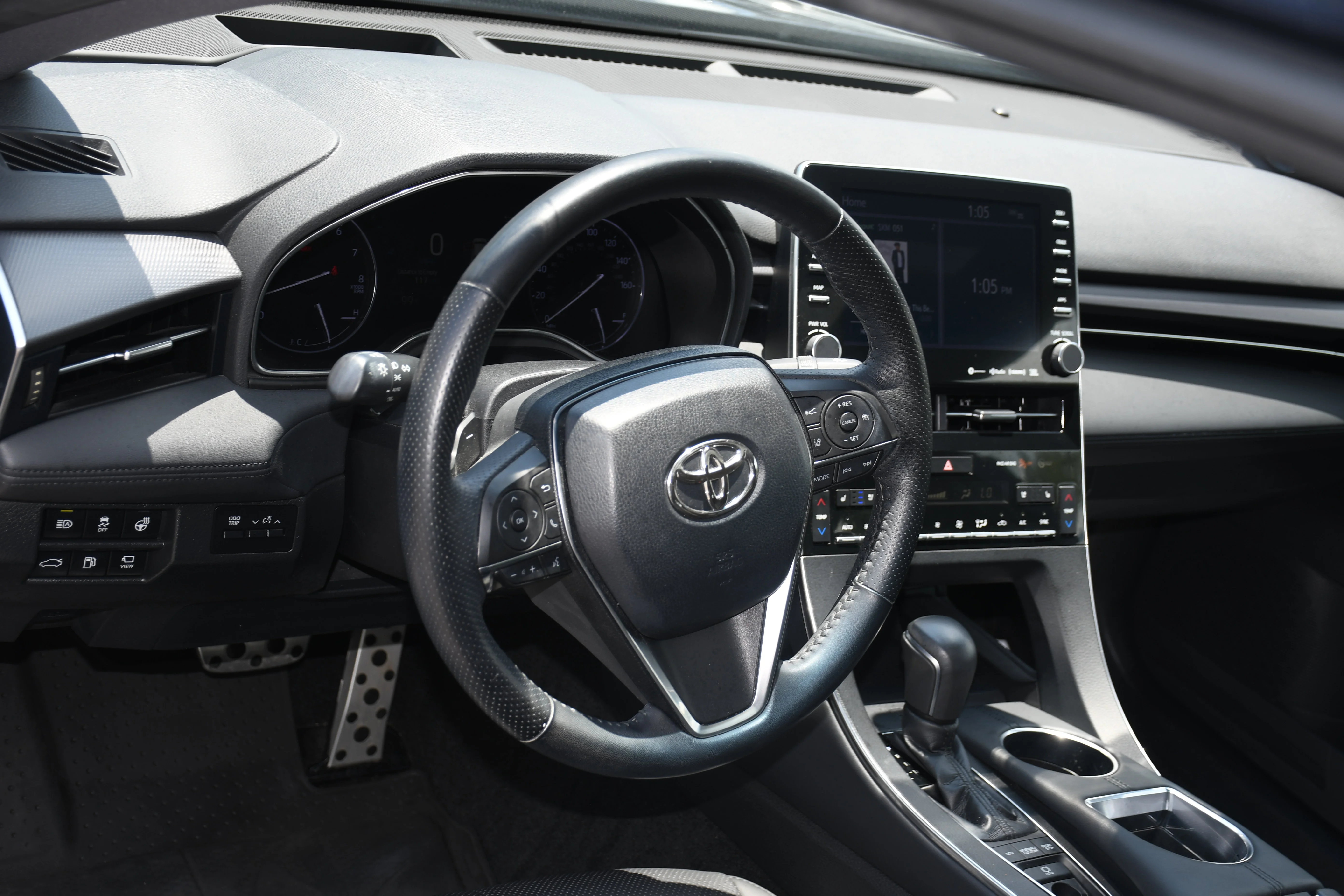 Used 2019 Beige Toyota Touring image 9