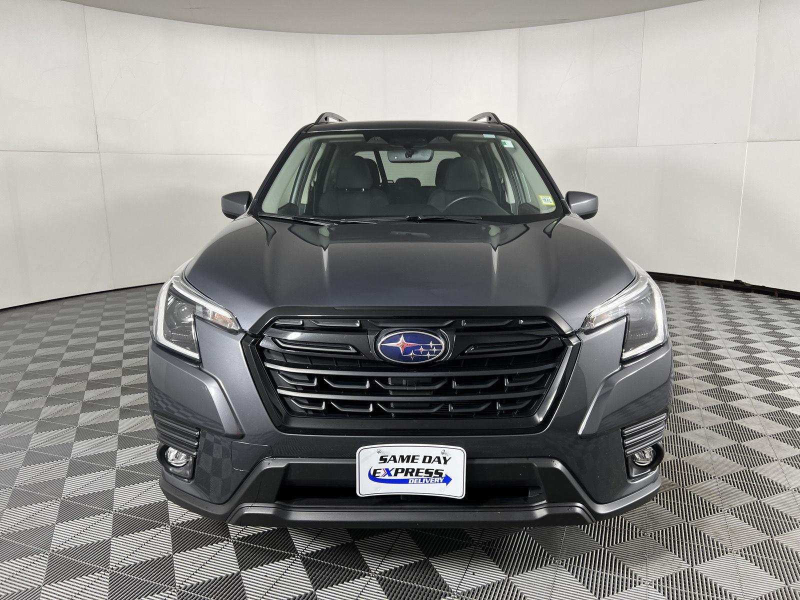 Used 2024 Magnetite Gray Metallic Subaru Premium image 20