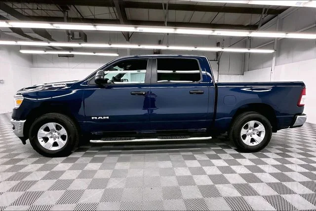 Used 2023 Patriot Blue Pearlcoat Ram Big Horn/Lone Star image 15