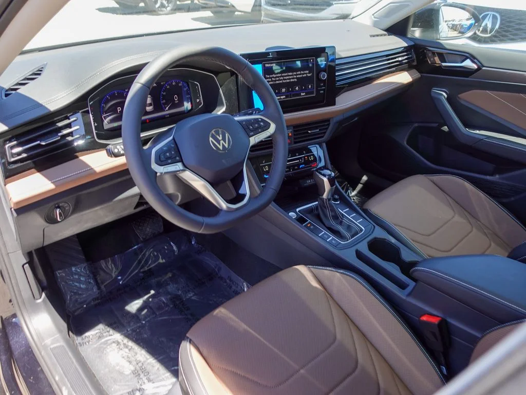 New 2026 Deep Black Pearl Volkswagen 1.5T SEL image 11