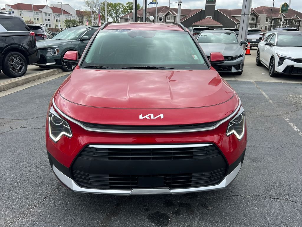 Used 2025 Red Kia EX image 8