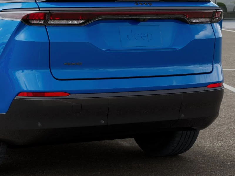 New 2025 Hydro Blue Pearl-Coat Exterior Paint Jeep Limited image 39