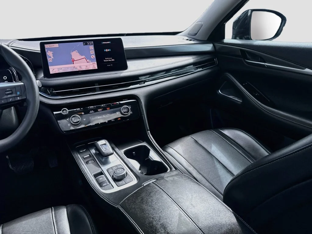 Certified Used 2023 Gray INFINITI LUXE image 26