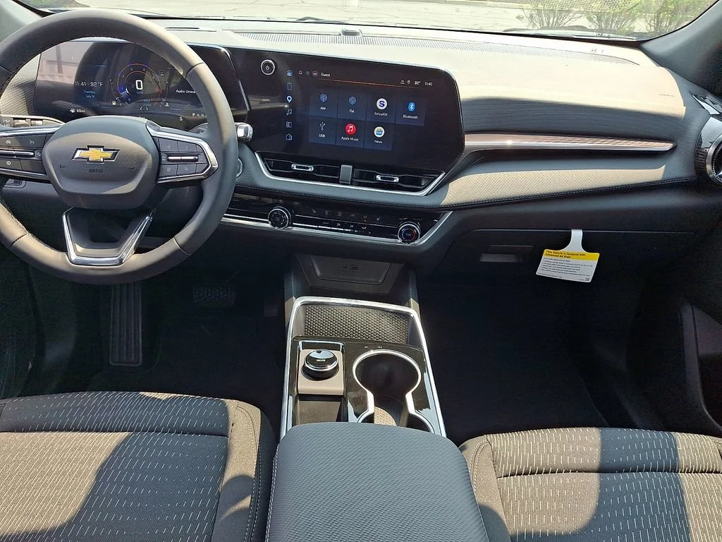 New 2027 Mosaic Black Metallic Chevrolet LT image 11
