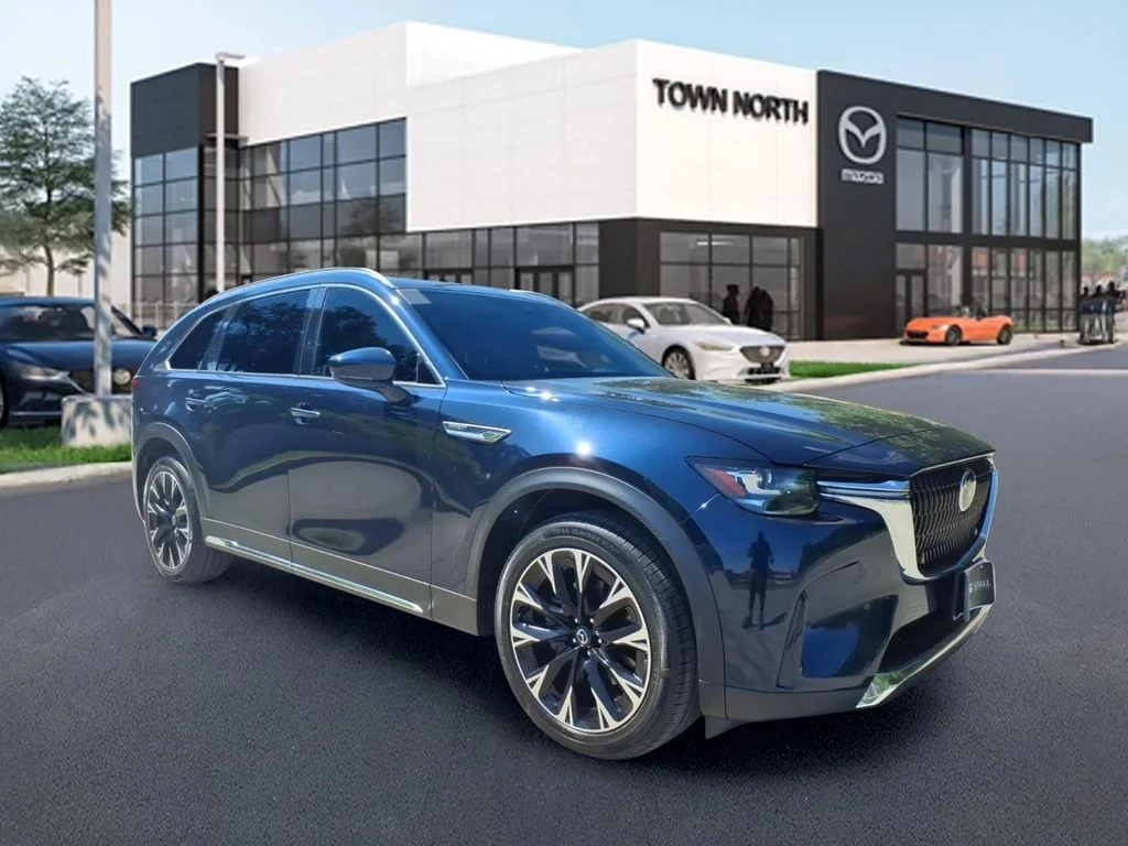 2024 Mazda CX-90 PHEV Premium Package's photo
