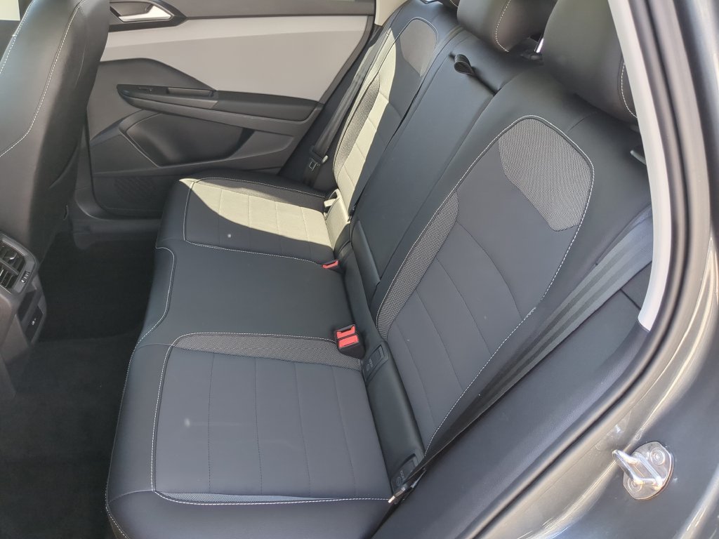 Certified Used 2023 Gray Volkswagen 1.5T SE image 17