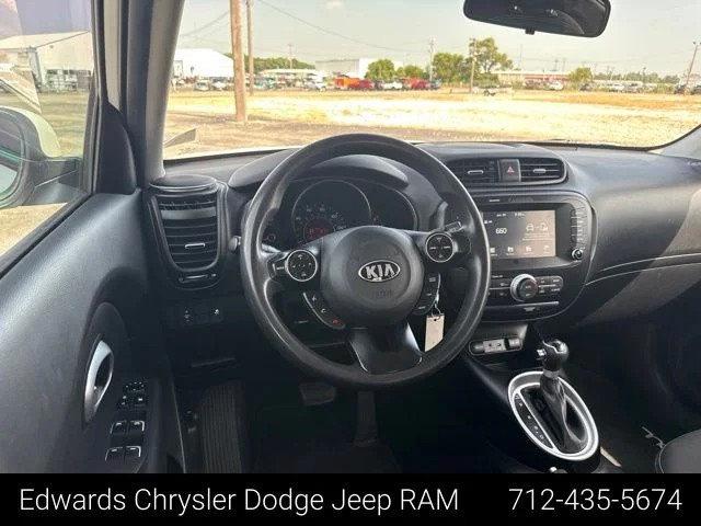 Used 2019 White Kia Plus image 27
