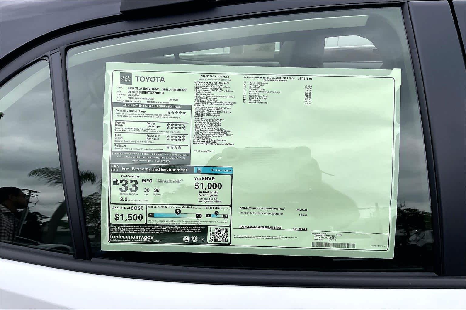New 2026 Wind Chill Pearl/Midnight Black Metallic Toyota XSE image 22