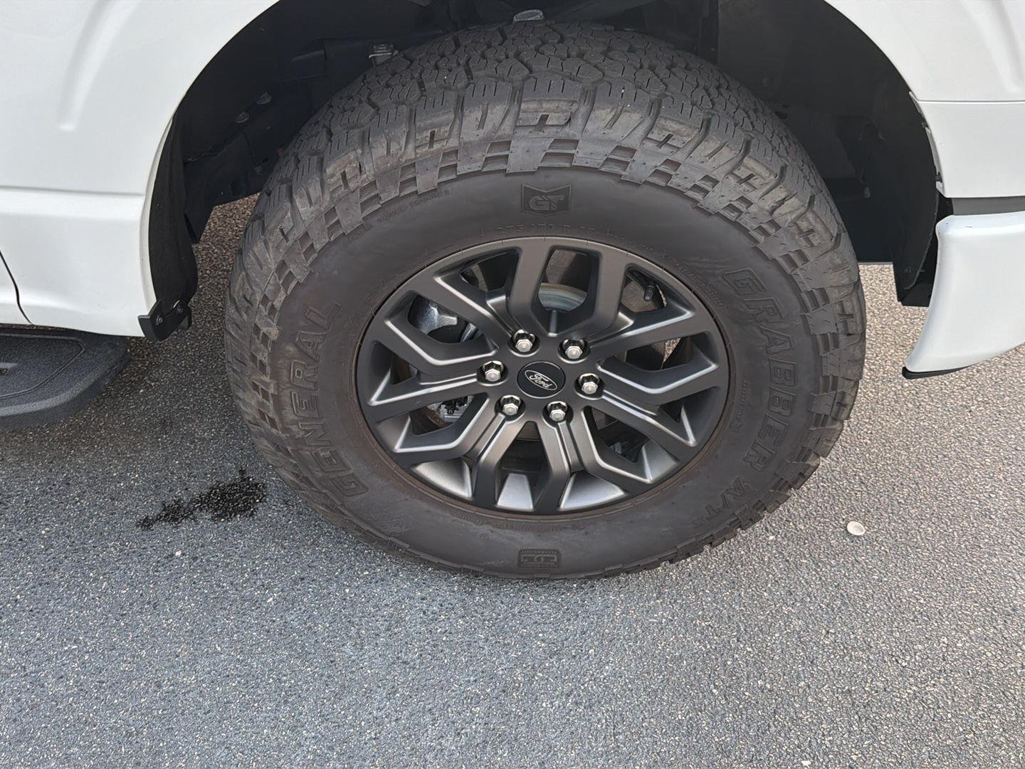 Used 2025 Oxford White Ford Tremor image 41