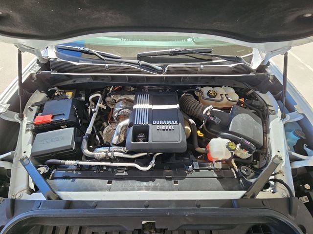 Used 2023 Summit White GMC Elevation image 17