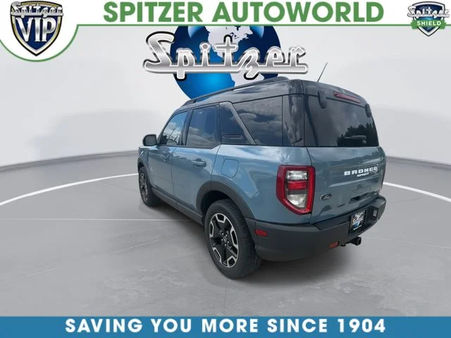 Used 2021 Blue Ford Outer Banks image 7