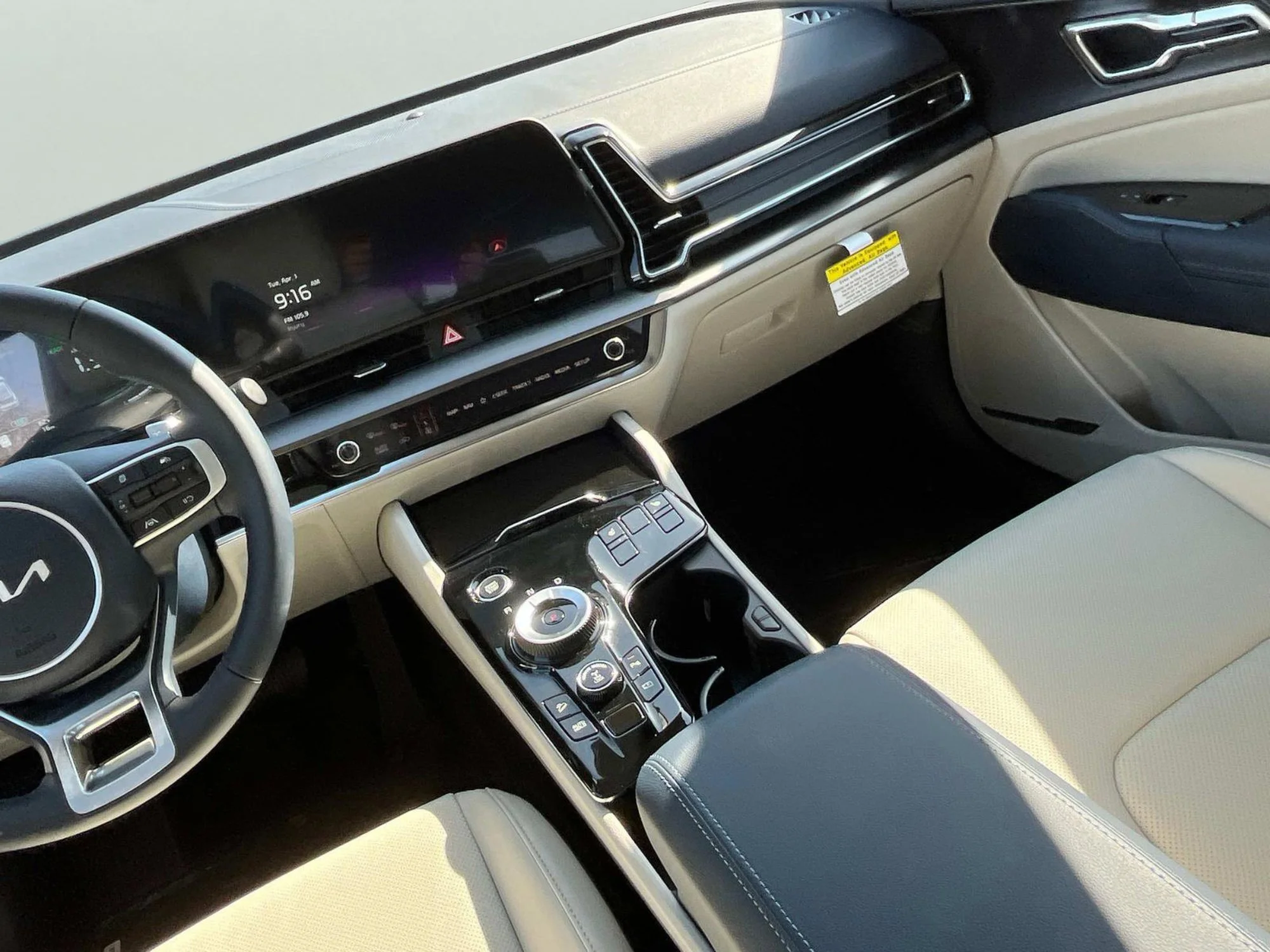 2025 Kia Sportage EX Hybrid - Photo 13