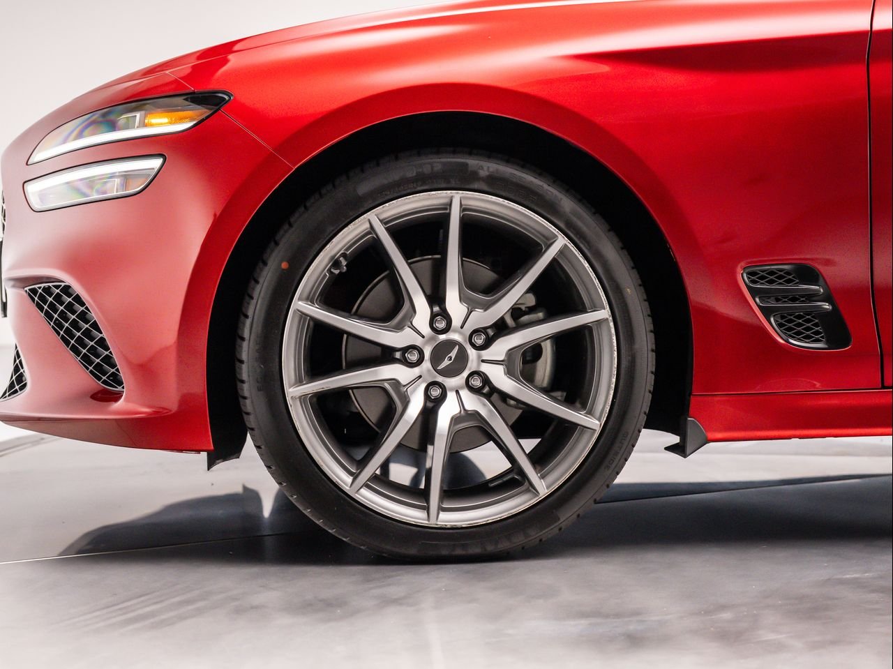 Used 2023 Havana Red Genesis 2.0T RWD image 13