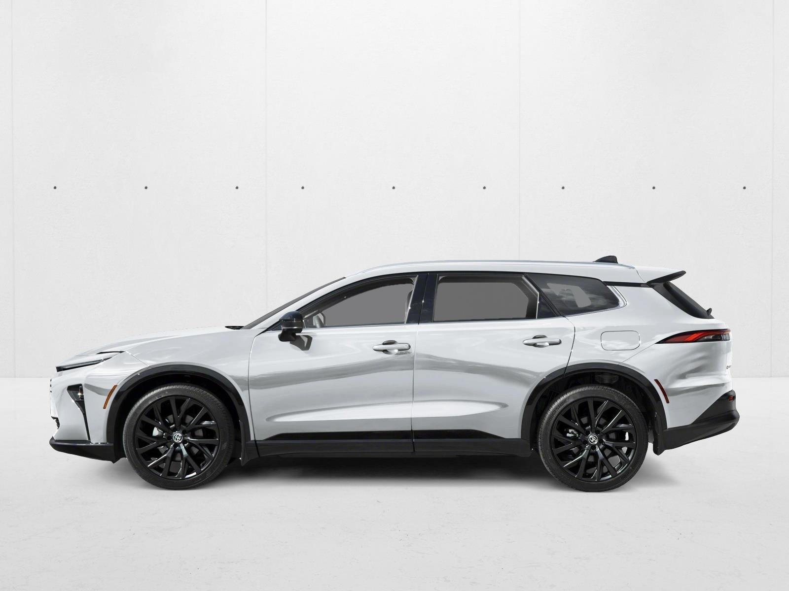 New 2026 Oxygen White Toyota Limited image 3