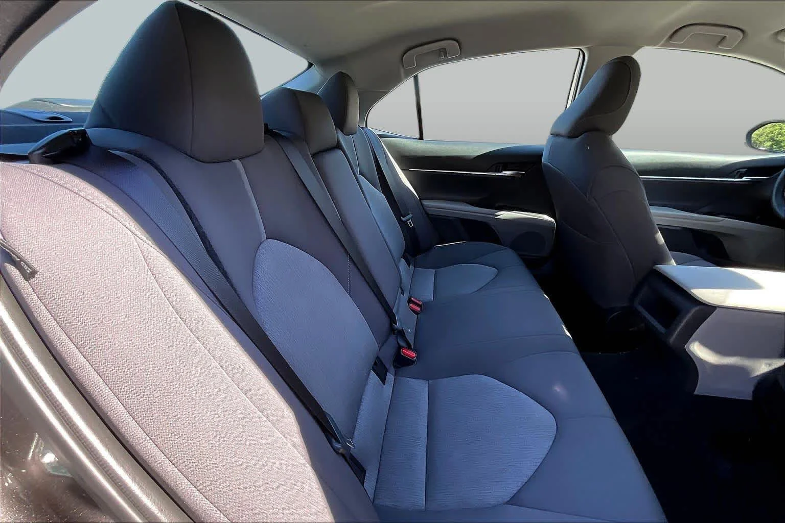 Used 2024 Predawn Gray Mica Toyota LE image 20