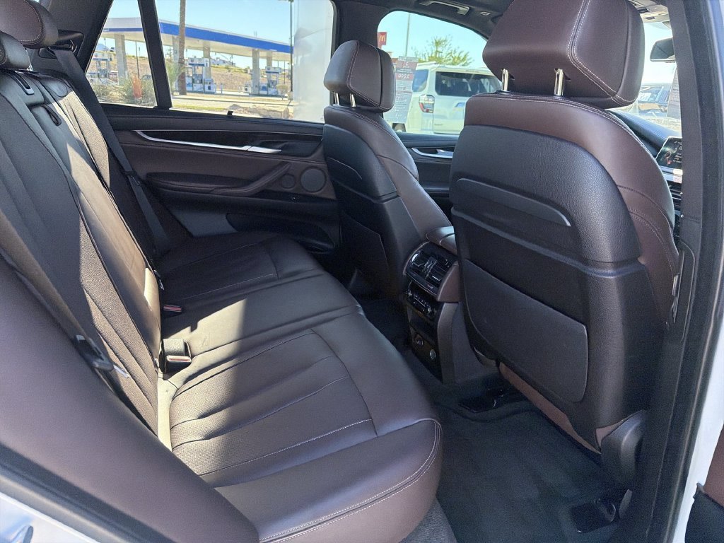 2016 BMW X5 xDrive50i - Photo 29