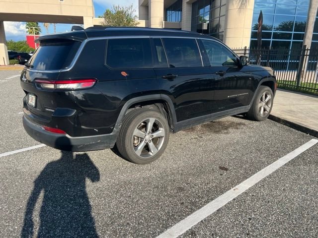 Used 2022 Diamond Black Crystal Pearlcoat Jeep Limited image 4