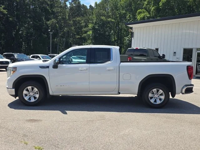 Certified Used 2022 White GMC SLE image 2