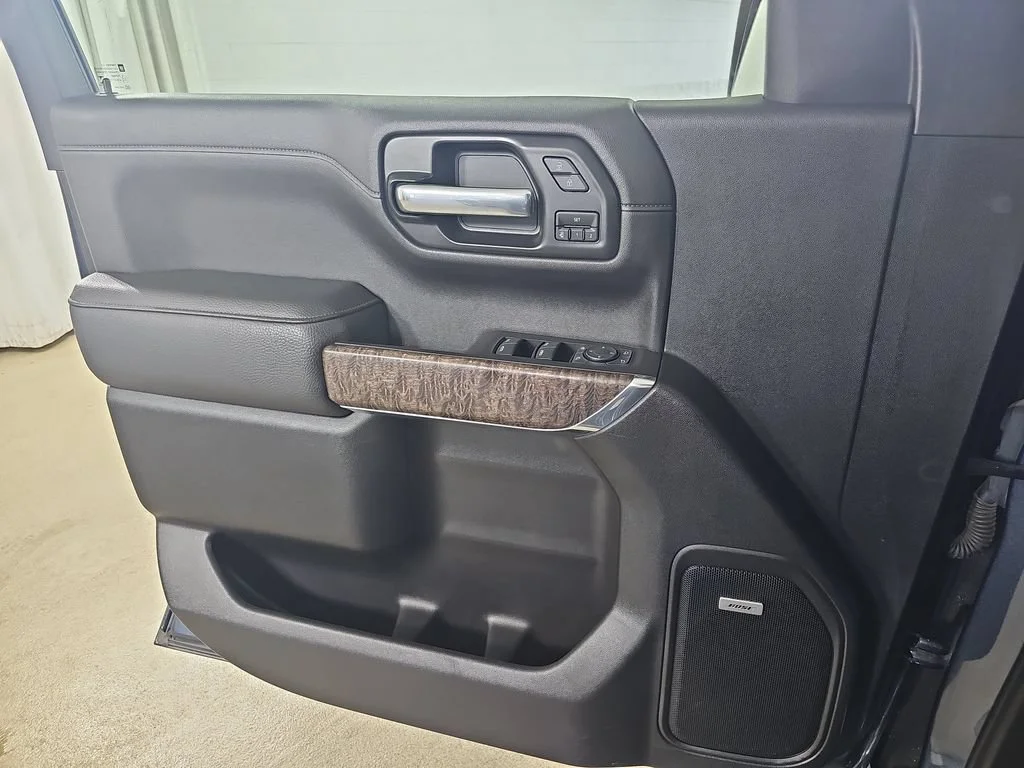 Certified Used 2021 DARK SKY METALLIC GMC Denali image 32