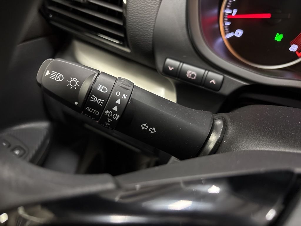 Used 2024 White Mitsubishi Ralliart image 25