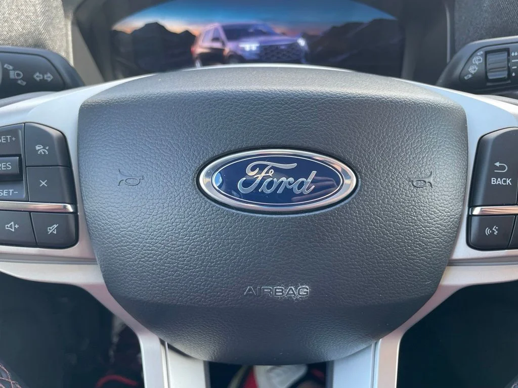 New 2026 Vapor Blue Metallic Ford Active image 18