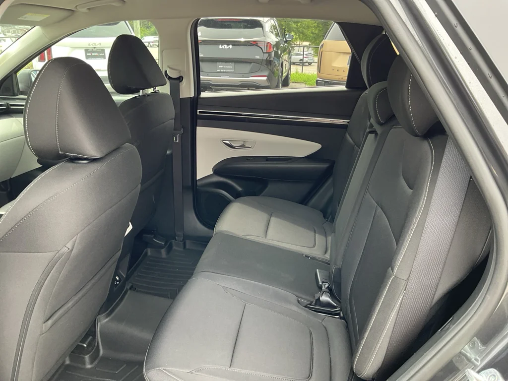 Used 2022 Portofino Gray Hyundai SEL image 18